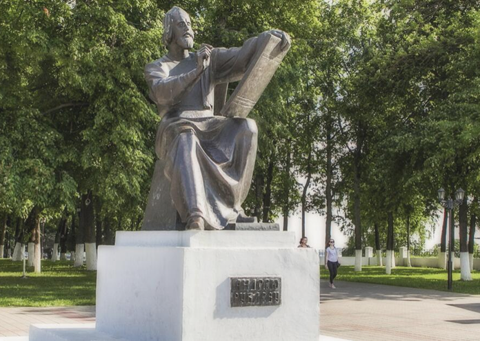 Памятник Андрею Рублёву