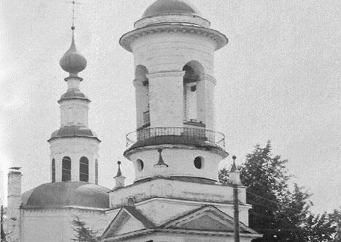 Церковь Троицы Живоначальной